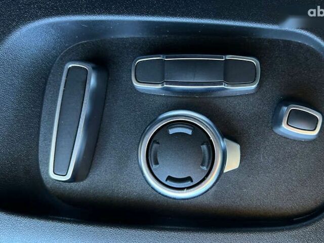 Ленд Ровер Рендж Ровер Велар, об'ємом двигуна 0 л та пробігом 64 тис. км за 58900 $, фото 19 на Automoto.ua