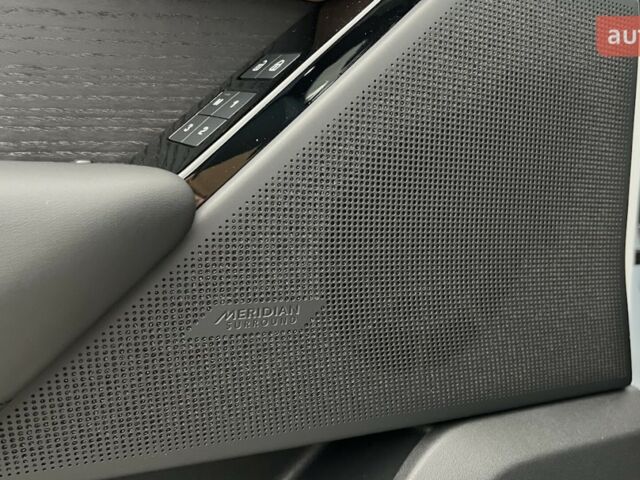 Ленд Ровер Рендж Ровер Велар, объемом двигателя 3 л и пробегом 0 тыс. км за 101314 $, фото 11 на Automoto.ua