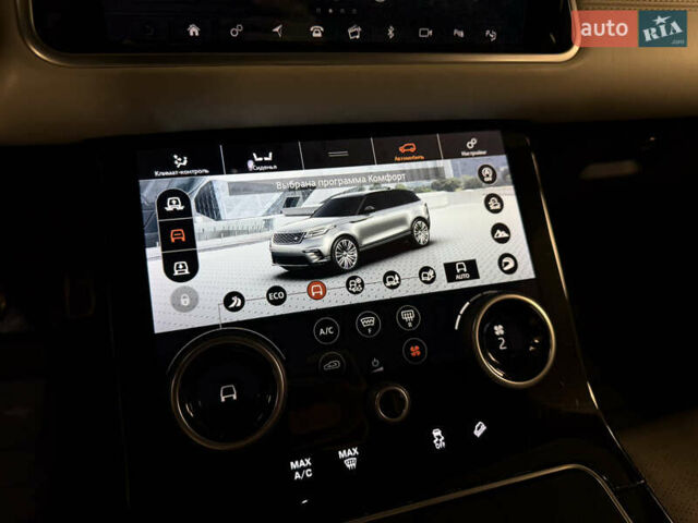 Серый Ленд Ровер Рендж Ровер Велар, объемом двигателя 3 л и пробегом 113 тыс. км за 38000 $, фото 16 на Automoto.ua