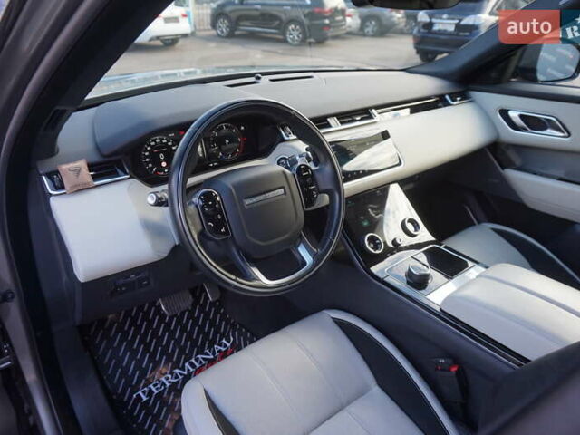 Серый Ленд Ровер Рендж Ровер Велар, объемом двигателя 2 л и пробегом 26 тыс. км за 44000 $, фото 39 на Automoto.ua