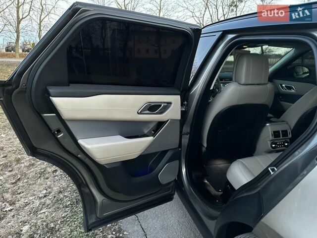 Серый Ленд Ровер Рендж Ровер Велар, объемом двигателя 3 л и пробегом 106 тыс. км за 39500 $, фото 30 на Automoto.ua