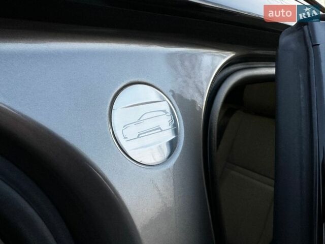 Серый Ленд Ровер Рендж Ровер Велар, объемом двигателя 3 л и пробегом 106 тыс. км за 39500 $, фото 14 на Automoto.ua