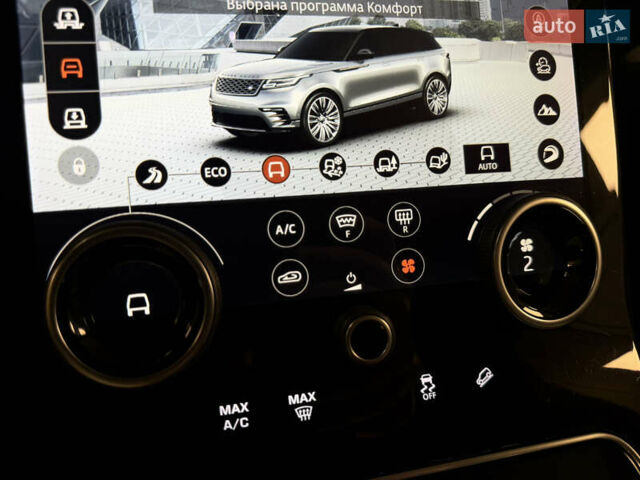 Серый Ленд Ровер Рендж Ровер Велар, объемом двигателя 3 л и пробегом 113 тыс. км за 38000 $, фото 17 на Automoto.ua