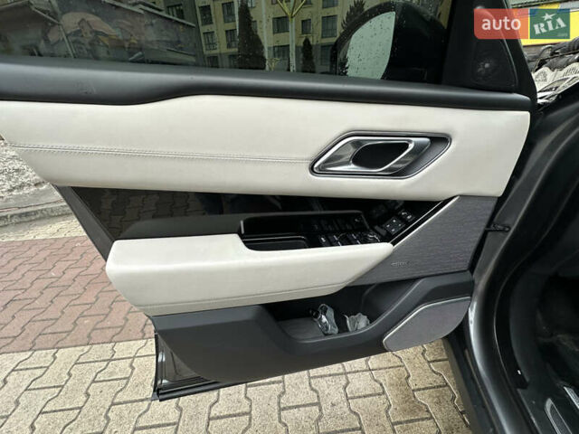 Сірий Ленд Ровер Рендж Ровер Велар, об'ємом двигуна 2.99 л та пробігом 150 тис. км за 41000 $, фото 12 на Automoto.ua