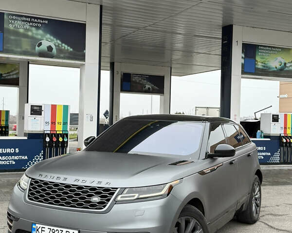 Серый Ленд Ровер Рендж Ровер Велар, объемом двигателя 2 л и пробегом 147 тыс. км за 31900 $, фото 7 на Automoto.ua