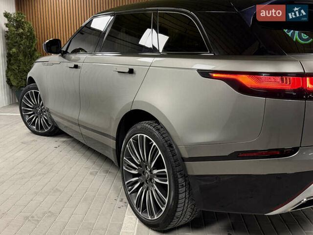 Серый Ленд Ровер Рендж Ровер Велар, объемом двигателя 3 л и пробегом 113 тыс. км за 38000 $, фото 60 на Automoto.ua
