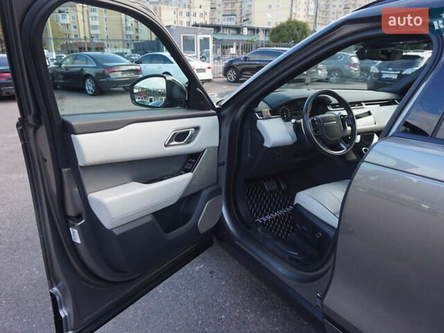 Серый Ленд Ровер Рендж Ровер Велар, объемом двигателя 2 л и пробегом 26 тыс. км за 44000 $, фото 18 на Automoto.ua