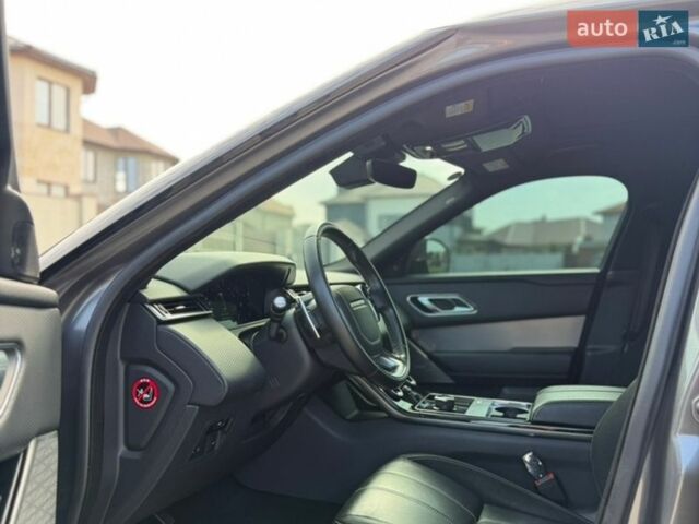 Сірий Ленд Ровер Рендж Ровер Велар, об'ємом двигуна 2 л та пробігом 140 тис. км за 32999 $, фото 35 на Automoto.ua