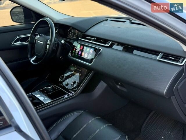 Серый Ленд Ровер Рендж Ровер Велар, объемом двигателя 2 л и пробегом 129 тыс. км за 32000 $, фото 15 на Automoto.ua