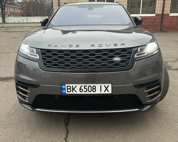 Серый Ленд Ровер Рендж Ровер Велар, объемом двигателя 2 л и пробегом 133 тыс. км за 31000 $, фото 18 на Automoto.ua