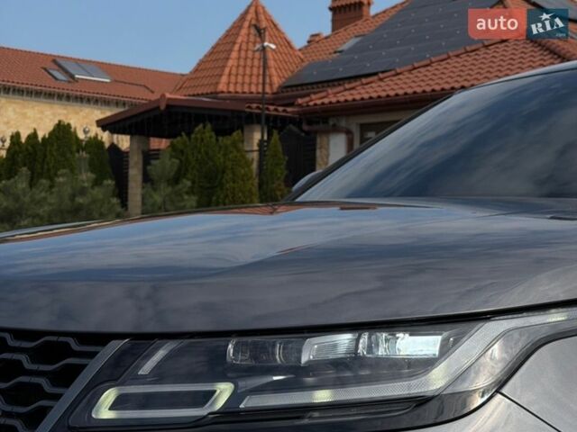 Сірий Ленд Ровер Рендж Ровер Велар, об'ємом двигуна 2 л та пробігом 140 тис. км за 32999 $, фото 4 на Automoto.ua