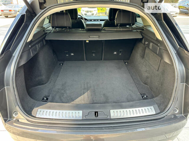 Серый Ленд Ровер Рендж Ровер Велар, объемом двигателя 3 л и пробегом 87 тыс. км за 39499 $, фото 26 на Automoto.ua