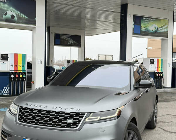 Серый Ленд Ровер Рендж Ровер Велар, объемом двигателя 2 л и пробегом 147 тыс. км за 31900 $, фото 9 на Automoto.ua