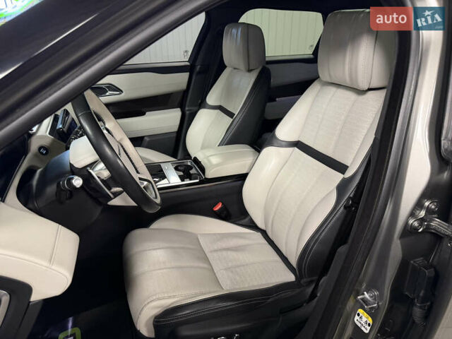 Серый Ленд Ровер Рендж Ровер Велар, объемом двигателя 3 л и пробегом 113 тыс. км за 38000 $, фото 30 на Automoto.ua