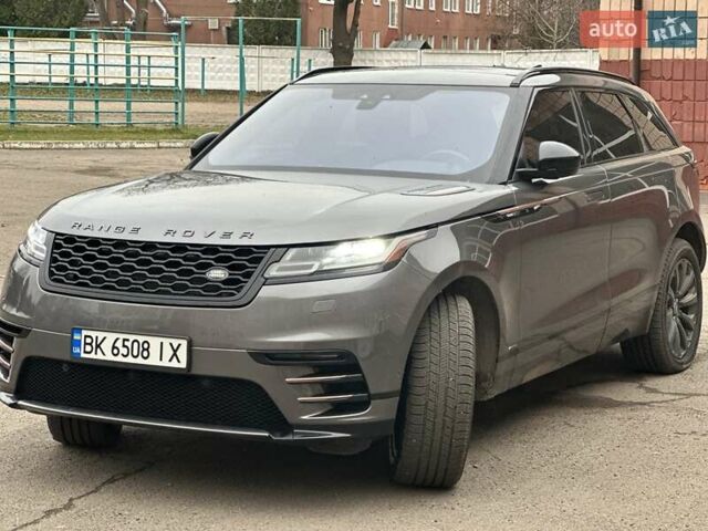 Серый Ленд Ровер Рендж Ровер Велар, объемом двигателя 2 л и пробегом 133 тыс. км за 31000 $, фото 21 на Automoto.ua
