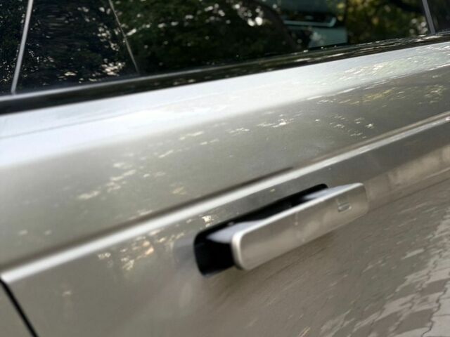 Сірий Ленд Ровер Рендж Ровер Велар, об'ємом двигуна 2.99 л та пробігом 121 тис. км за 39900 $, фото 19 на Automoto.ua