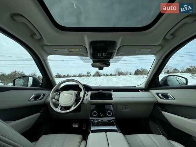 Сірий Ленд Ровер Рендж Ровер Велар, об'ємом двигуна 2 л та пробігом 137 тис. км за 33500 $, фото 20 на Automoto.ua