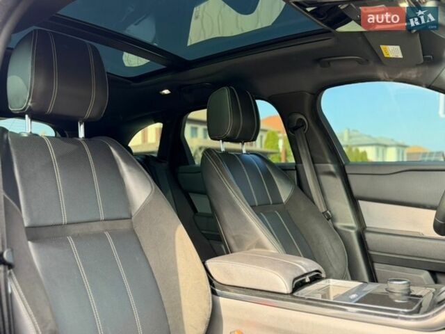 Сірий Ленд Ровер Рендж Ровер Велар, об'ємом двигуна 2 л та пробігом 140 тис. км за 32999 $, фото 52 на Automoto.ua