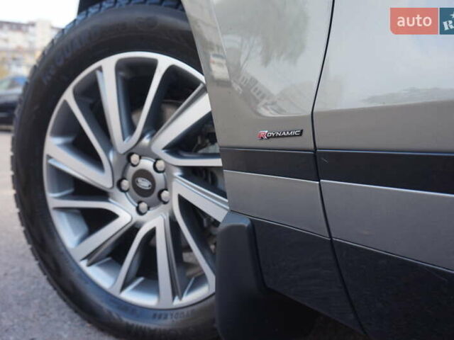 Серый Ленд Ровер Рендж Ровер Велар, объемом двигателя 2 л и пробегом 26 тыс. км за 44000 $, фото 15 на Automoto.ua