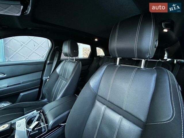 Сірий Ленд Ровер Рендж Ровер Велар, об'ємом двигуна 2 л та пробігом 153 тис. км за 31000 $, фото 11 на Automoto.ua