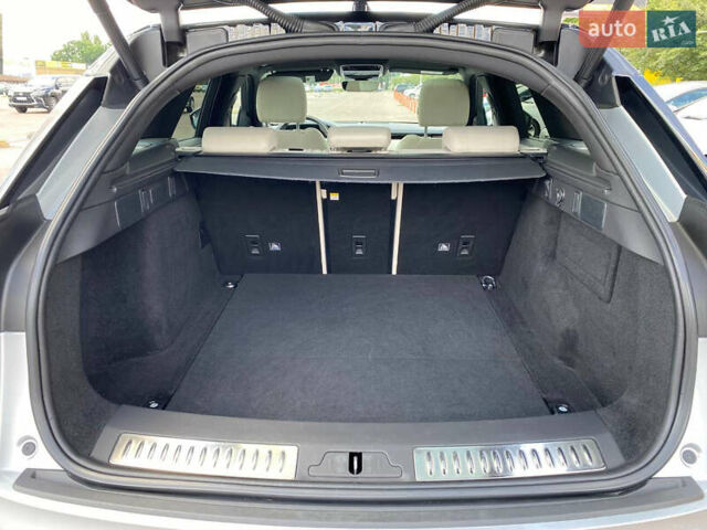 Серый Ленд Ровер Рендж Ровер Велар, объемом двигателя 2.99 л и пробегом 185 тыс. км за 39900 $, фото 23 на Automoto.ua