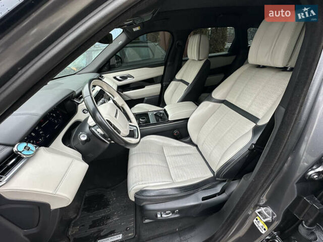 Сірий Ленд Ровер Рендж Ровер Велар, об'ємом двигуна 2.99 л та пробігом 150 тис. км за 41000 $, фото 11 на Automoto.ua