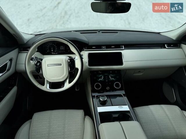 Сірий Ленд Ровер Рендж Ровер Велар, об'ємом двигуна 2 л та пробігом 137 тис. км за 33500 $, фото 23 на Automoto.ua