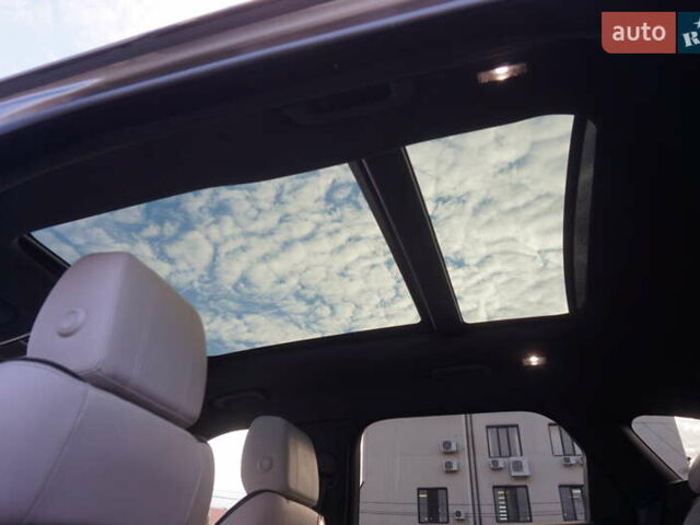 Серый Ленд Ровер Рендж Ровер Велар, объемом двигателя 2 л и пробегом 26 тыс. км за 44000 $, фото 58 на Automoto.ua