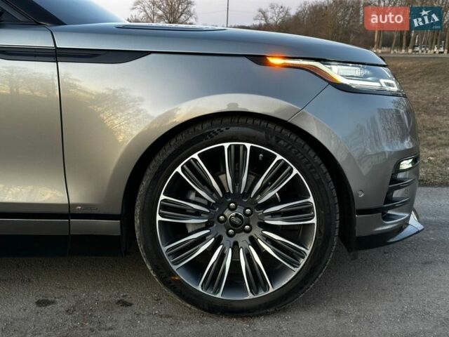 Серый Ленд Ровер Рендж Ровер Велар, объемом двигателя 3 л и пробегом 106 тыс. км за 39500 $, фото 8 на Automoto.ua