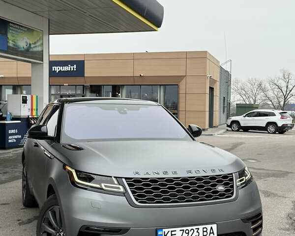 Серый Ленд Ровер Рендж Ровер Велар, объемом двигателя 2 л и пробегом 147 тыс. км за 29999 $, фото 1 на Automoto.ua
