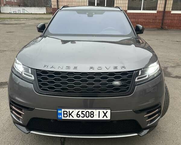 Серый Ленд Ровер Рендж Ровер Велар, объемом двигателя 2 л и пробегом 133 тыс. км за 31000 $, фото 20 на Automoto.ua