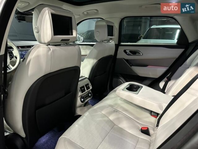 Серый Ленд Ровер Рендж Ровер Велар, объемом двигателя 2 л и пробегом 137 тыс. км за 34500 $, фото 10 на Automoto.ua