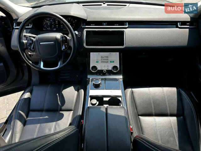 Сірий Ленд Ровер Рендж Ровер Велар, об'ємом двигуна 3 л та пробігом 89 тис. км за 39500 $, фото 23 на Automoto.ua
