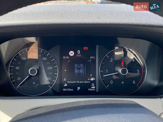 Серый Ленд Ровер Рендж Ровер Велар, объемом двигателя 2.99 л и пробегом 185 тыс. км за 39900 $, фото 14 на Automoto.ua