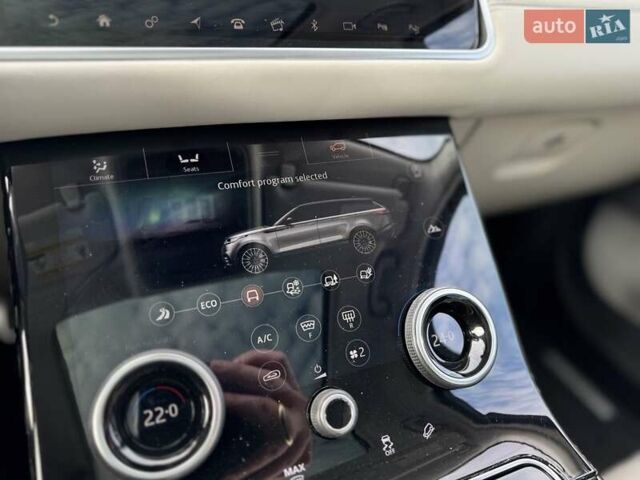 Сірий Ленд Ровер Рендж Ровер Велар, об'ємом двигуна 2 л та пробігом 137 тис. км за 33500 $, фото 38 на Automoto.ua