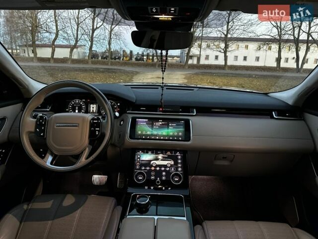 Серый Ленд Ровер Рендж Ровер Велар, объемом двигателя 3 л и пробегом 106 тыс. км за 39500 $, фото 19 на Automoto.ua
