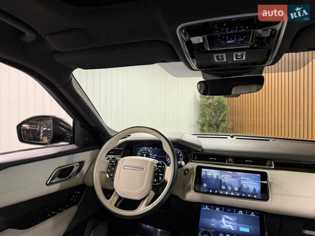 Серый Ленд Ровер Рендж Ровер Велар, объемом двигателя 3 л и пробегом 113 тыс. км за 38000 $, фото 22 на Automoto.ua