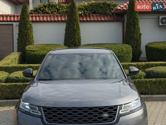 Сірий Ленд Ровер Рендж Ровер Велар, об'ємом двигуна 2 л та пробігом 140 тис. км за 32999 $, фото 2 на Automoto.ua