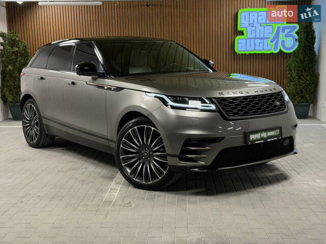 Серый Ленд Ровер Рендж Ровер Велар, объемом двигателя 3 л и пробегом 113 тыс. км за 38000 $, фото 2 на Automoto.ua