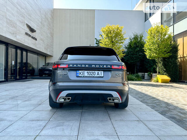 Серый Ленд Ровер Рендж Ровер Велар, объемом двигателя 3 л и пробегом 87 тыс. км за 39499 $, фото 9 на Automoto.ua