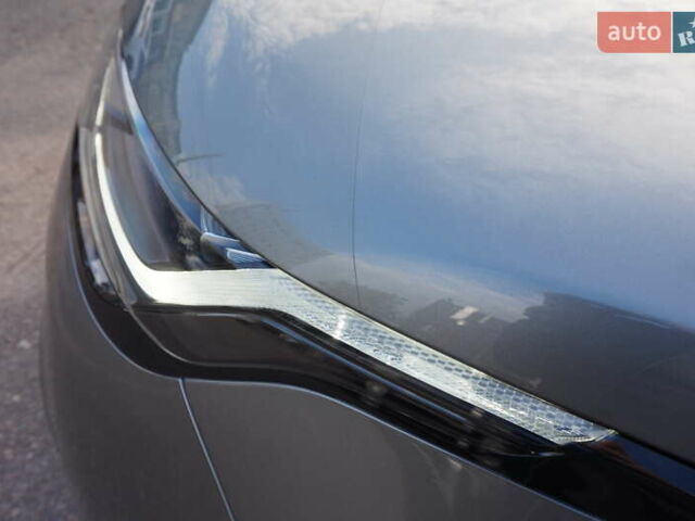 Серый Ленд Ровер Рендж Ровер Велар, объемом двигателя 2 л и пробегом 26 тыс. км за 44000 $, фото 13 на Automoto.ua