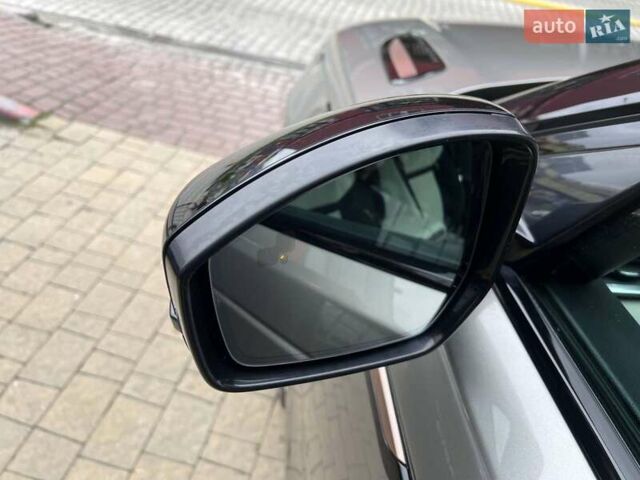 Ленд Ровер Рендж Ровер Велар 2017 в Львове на Automoto.ua Серый Ленд Ровер Рендж Ровер Велар, объемом двигателя 3 л и пробегом 83 тыс. км за 44900 $, фото 15 на Automoto.ua