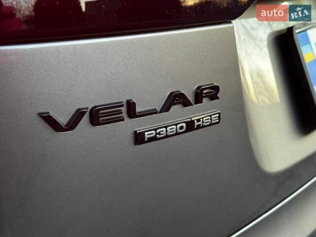 Серый Ленд Ровер Рендж Ровер Велар, объемом двигателя 3 л и пробегом 106 тыс. км за 39500 $, фото 15 на Automoto.ua