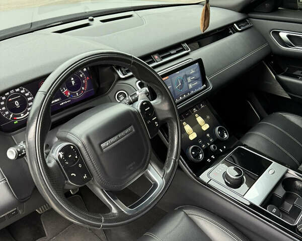 Серый Ленд Ровер Рендж Ровер Велар, объемом двигателя 2 л и пробегом 147 тыс. км за 29999 $, фото 27 на Automoto.ua