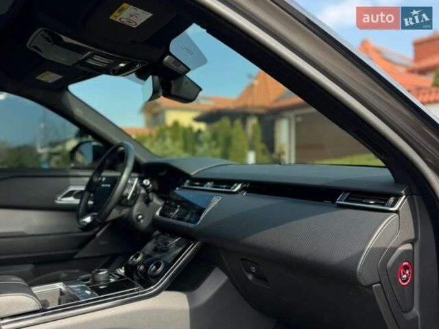 Сірий Ленд Ровер Рендж Ровер Велар, об'ємом двигуна 2 л та пробігом 140 тис. км за 32999 $, фото 47 на Automoto.ua