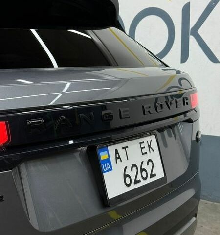 Серый Ленд Ровер Рендж Ровер Велар, объемом двигателя 2 л и пробегом 101 тыс. км за 39999 $, фото 8 на Automoto.ua