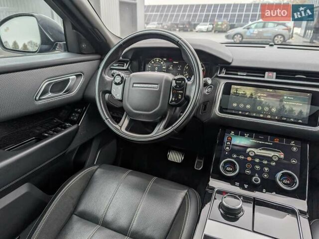 Серый Ленд Ровер Рендж Ровер Велар, объемом двигателя 3 л и пробегом 242 тыс. км за 29999 $, фото 52 на Automoto.ua
