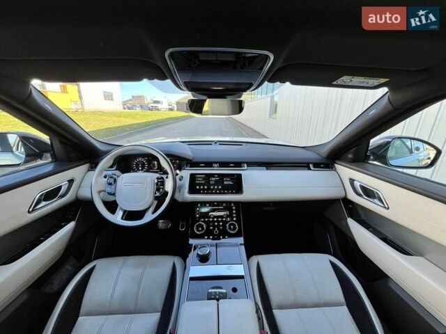 Сірий Ленд Ровер Рендж Ровер Велар, об'ємом двигуна 2 л та пробігом 109 тис. км за 37000 $, фото 16 на Automoto.ua