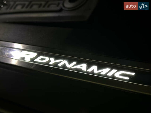 Серый Ленд Ровер Рендж Ровер Велар, объемом двигателя 2 л и пробегом 174 тыс. км за 34800 $, фото 31 на Automoto.ua