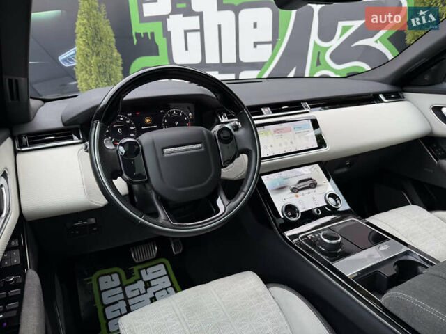 Сірий Ленд Ровер Рендж Ровер Велар, об'ємом двигуна 2 л та пробігом 30 тис. км за 39999 $, фото 30 на Automoto.ua